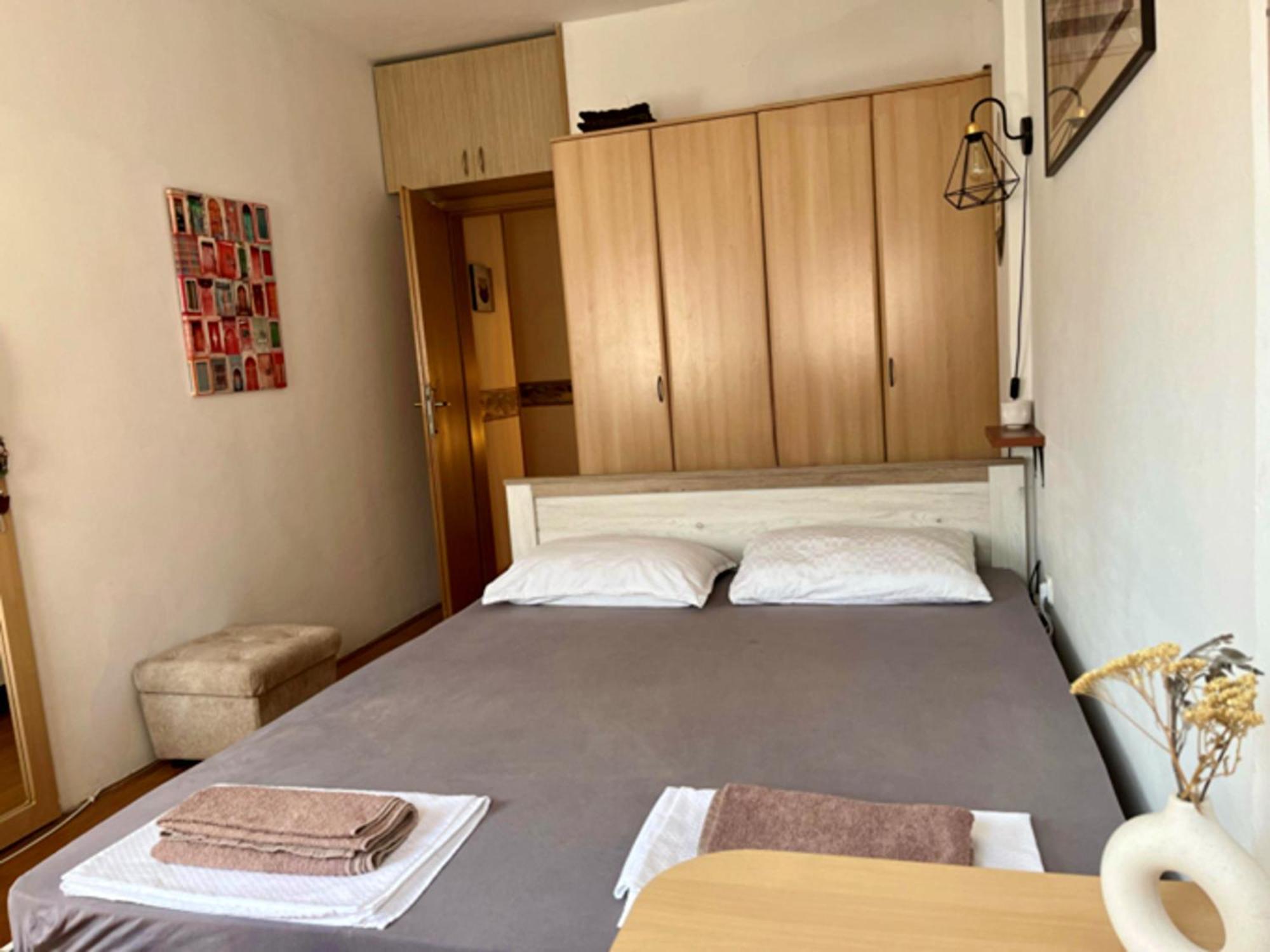 Appartamento Bohemian Quarter / City Park, Free Parking Skopje Esterno foto